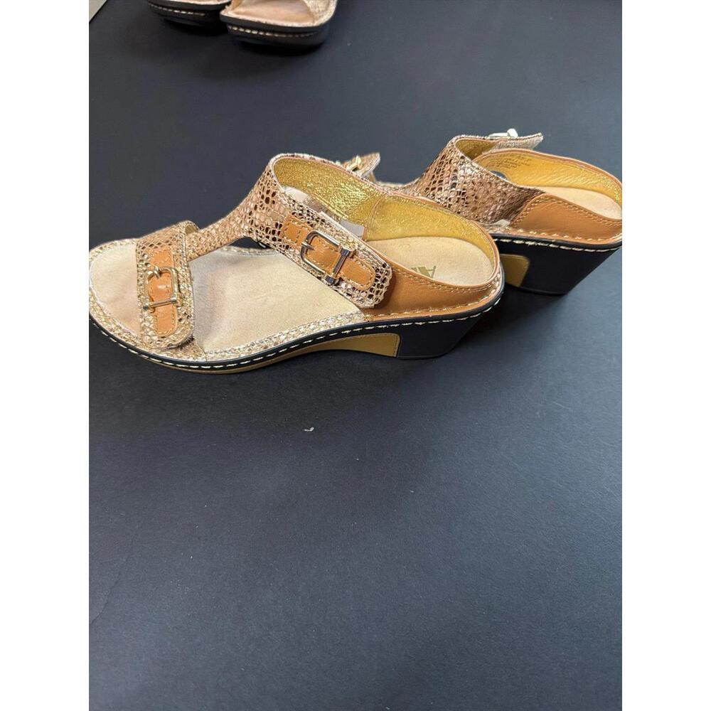 Alegria‎ Lara LAR-758 Wedge  Gold Snakeskin Leather Sandal Euro 37 US 7/7.7 - Picture 2 of 6
